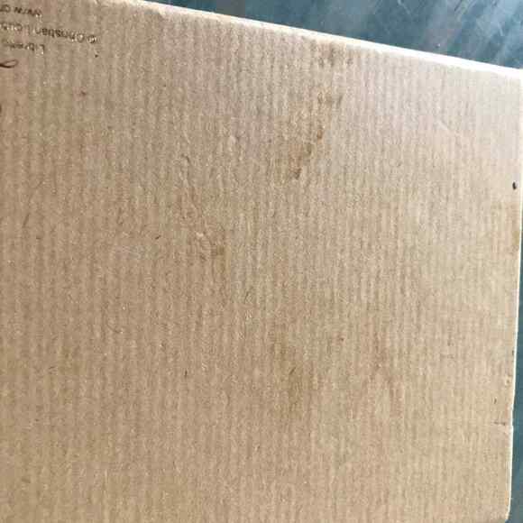 Authentic Christian Louboutin Greeting Note Card Collectors Set (8) - Picture 11 of 12